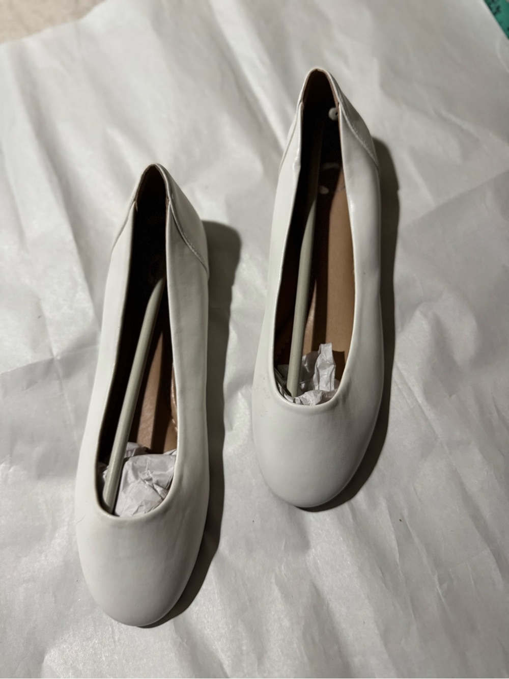 Journee Collection Womens Kavn Cushioned Footbed Ballet Flats SIZE 9 nwot. - Picture 3 of 10